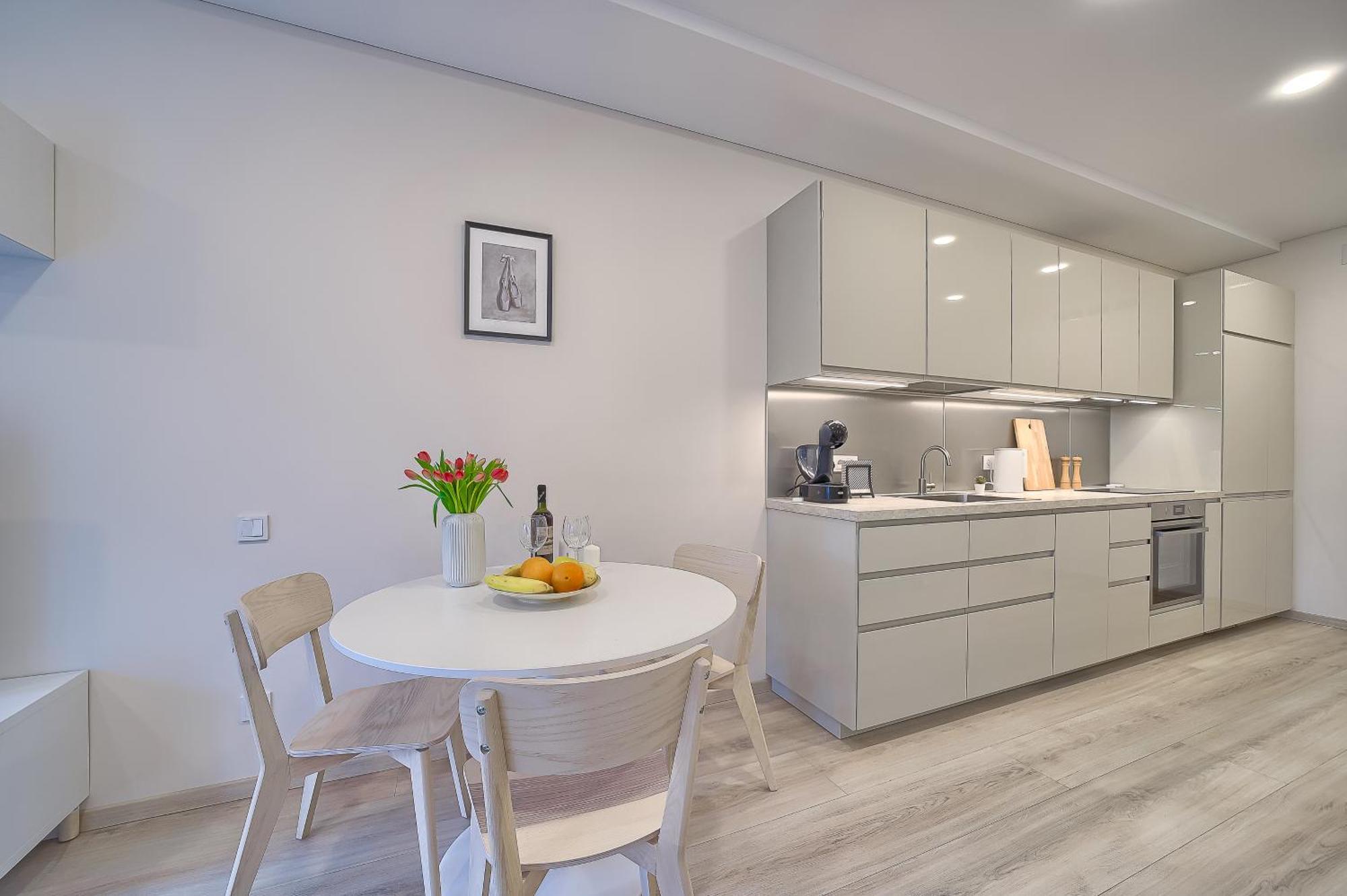 Business-Class Apartments 2 X Free Parking X Self Check In 24X7 Vilnius Ngoại thất bức ảnh